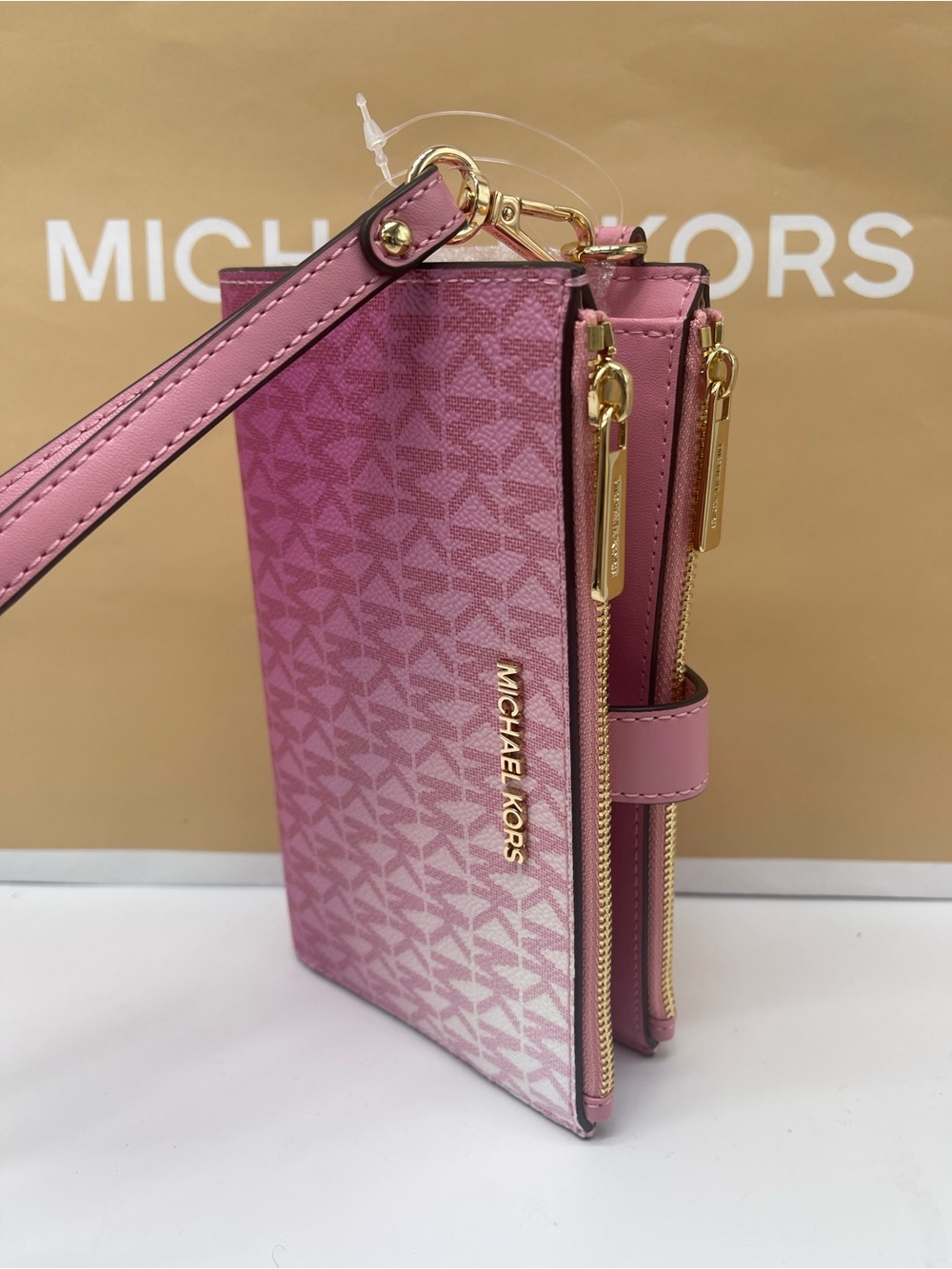 MICHAEL KORS Jet Set Large Double Zip Ombré Signature Logo Wristlet
Carnation